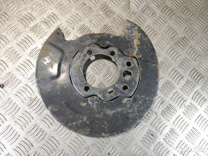 Щит опорный Nissan Teana j32