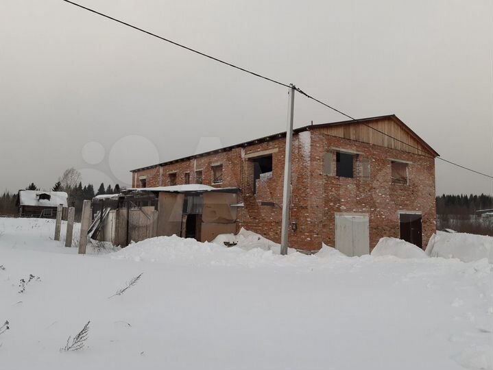 Дом 580 м² на участке 15 сот.