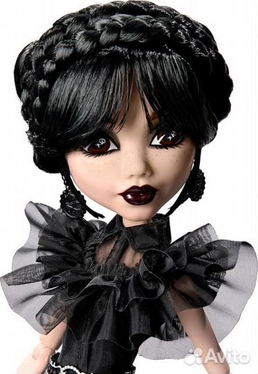 Кукла Уэнсдей Аддамс в платье Monster High Wednesd