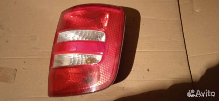 Фонарь задний левый Шкода Фабия универсал