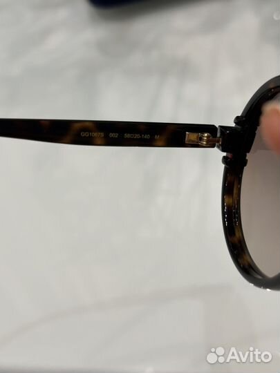 Солнцезащитные очки gucci