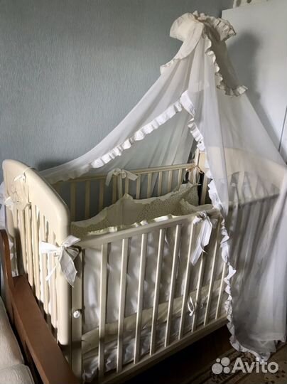 Детская кроватка Гандылян Джулия бабочка