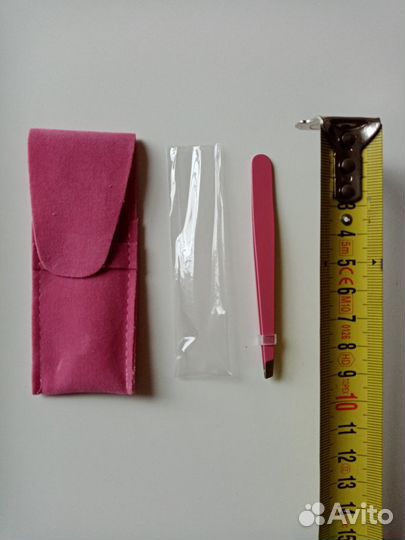 Маникюрный набор и гламурный розовый пинцет