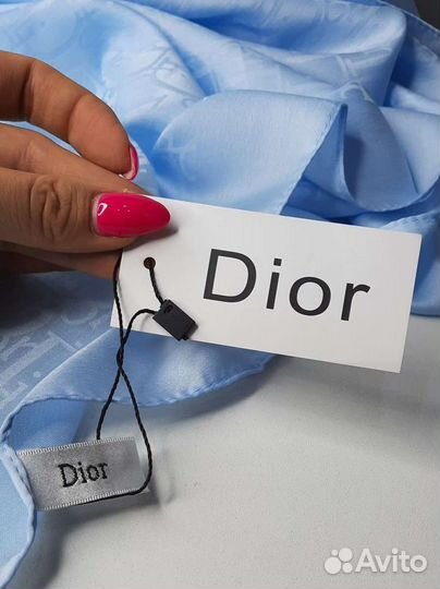 Нежно голубой платок Dior