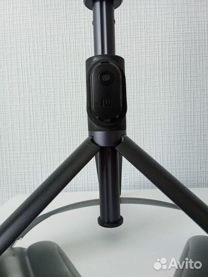 Монопод трипод Xiaomi Selfie Stick