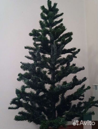 Елка искусственная