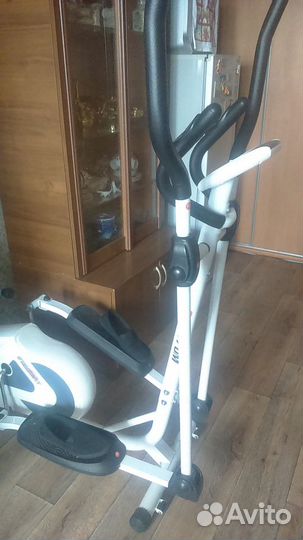 Эллиптический тренажер