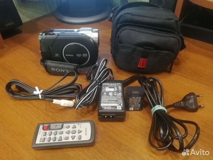 Видеокамера sony handycam