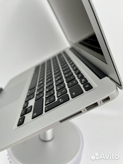 Ноутбук MacBook Air 13 2017