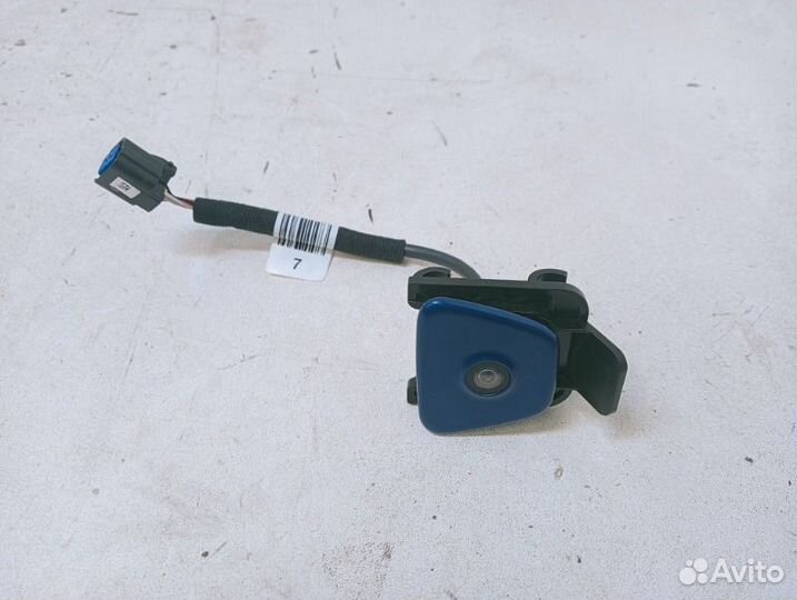 Камера задняя Hyundai Elantra 6 2018-2020