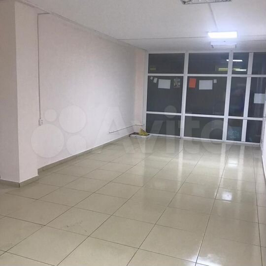 Торговая площадь, 83 м²