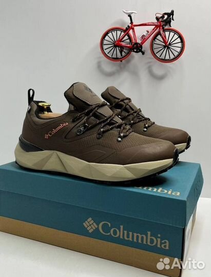 Кроссовки Columbia стильные