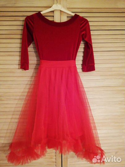 Платье бальное, 140