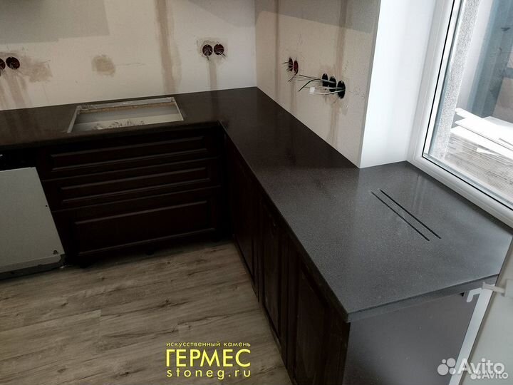 Подоконник Столешница из искусственного камня м2