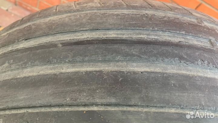 Dunlop SP Sport Maxx GT 245/50 R18 100W