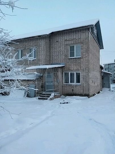 4-к. квартира, 101 м², 2/2 эт.