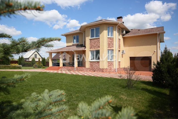 Дом 250 м² на участке 30 сот.