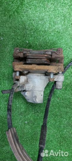 Суппорт тормозной задний левый Mazda Mazda3 BK