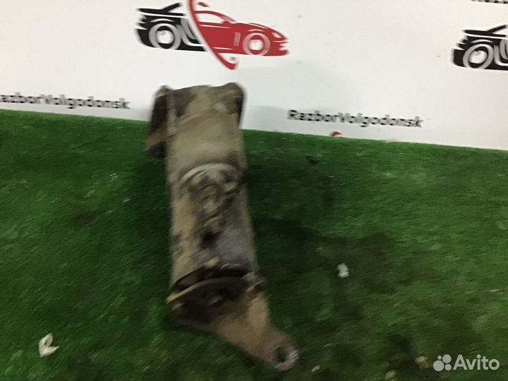 Стартер Volvo 850