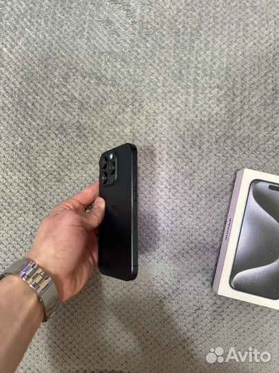 iPhone 15 Pro, 256 ГБ