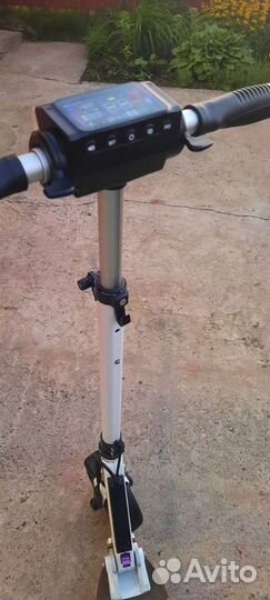 Самокат взрослый электрический бу