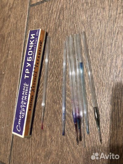 Меллиметровочная бумага трубочки для черчения