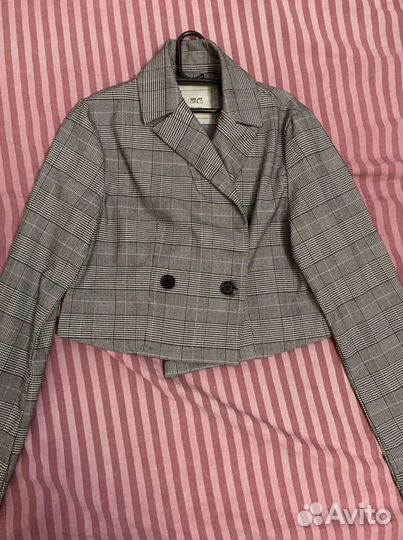 Серая школьная форма