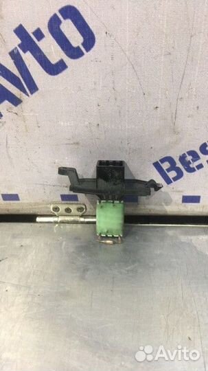 Резистор печки Ford Focus 3 2011