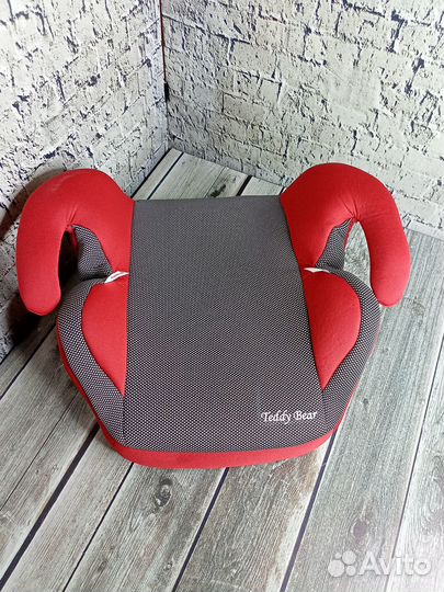 Детское автокресло - бустер от 4 до - 12 лет