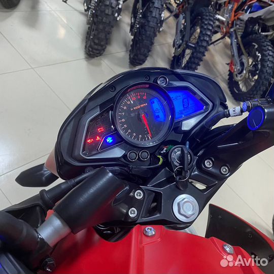 Мотоцикл Bajaj Pulsar 200NS bsiv птс
