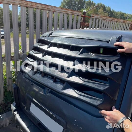 Решётка заднего стекла Нива