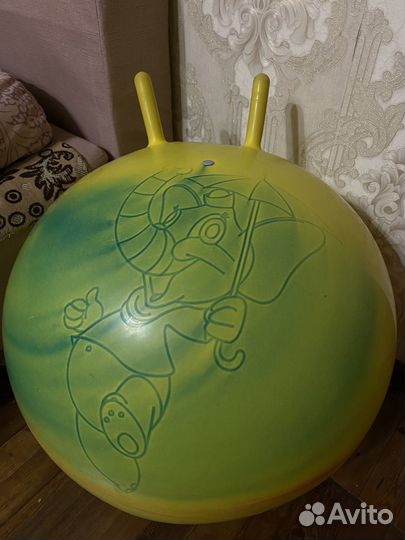 Мяч гимнастический