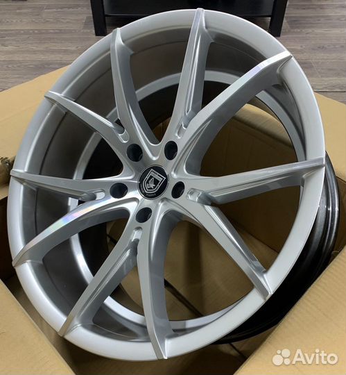 Колеса на Range Rover Sport Рендж Ровер Спорт R20