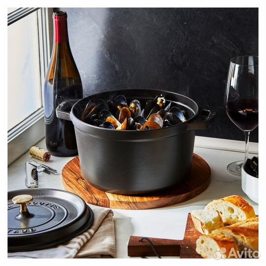 Кокот черный staub 24 см 4,7л высокий черный