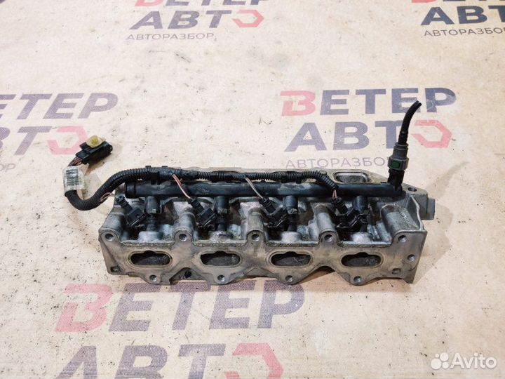 Топливная рампа форсунки Renault Megane 3