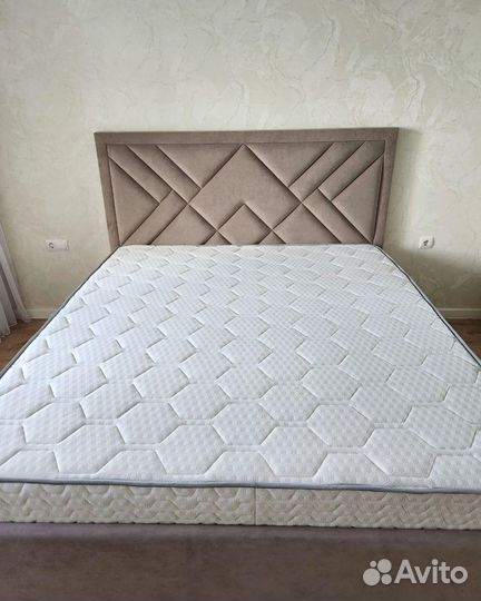 Кровать 180х200