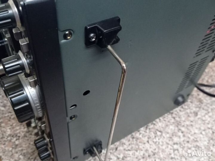 Ретро приемник Icom(r7000)