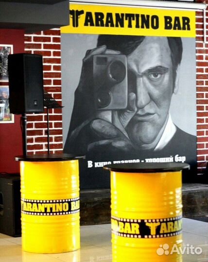 Художник по росписи стен