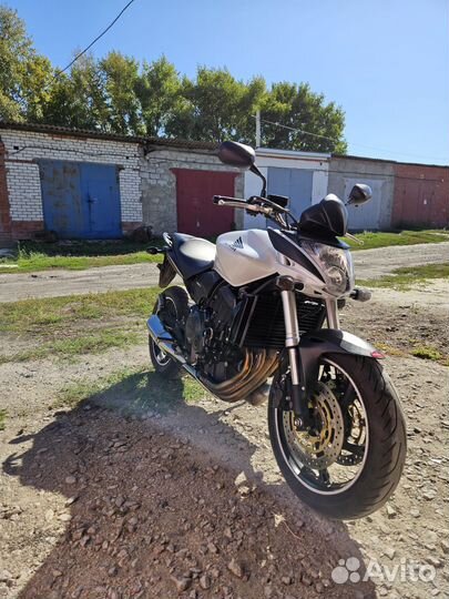 Продаётся honda hornet