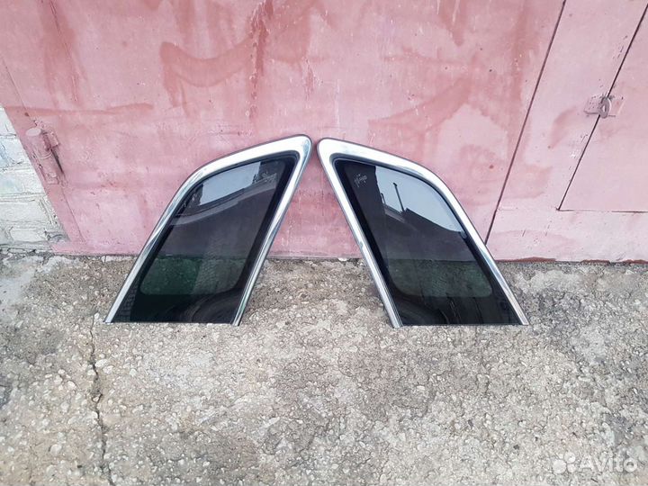 Стекло глухое заднее Mazda CX-7 (2006-2012)