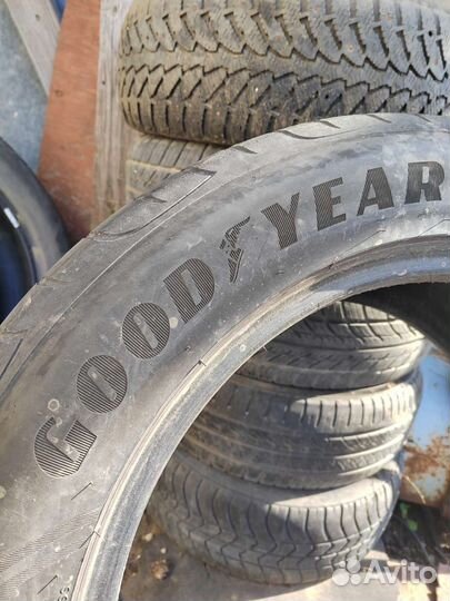 R18 Goodyear Eagle F1 Asymmetric SUV 4x4 255/55, PCD 5x127 DIA 54.1
