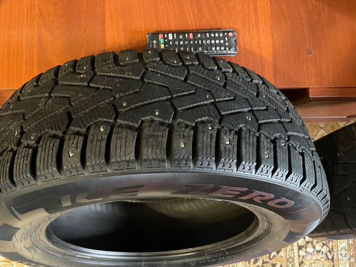 Pirelli Ice Zero 225/65 R17 106T