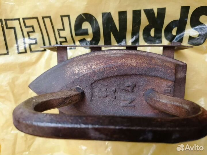 Утюг чугунный старинный 2 штуки