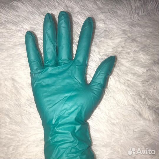 Перчатки нитриловые