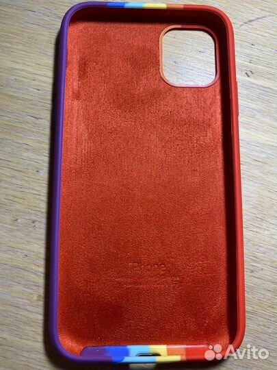 Чехол на iPhone 11