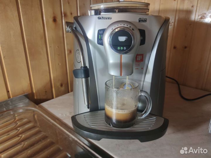 Кофемашина Saeco Odea Giro plus Италия