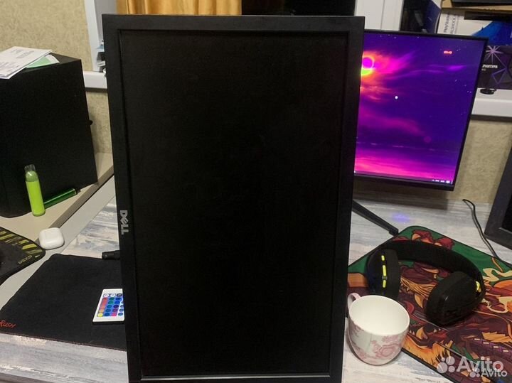 Монитор Dell