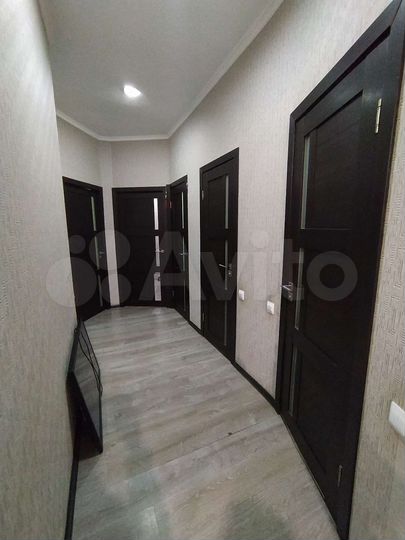 3-к. квартира, 75 м², 1/3 эт.