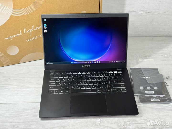 Ультрабук MSi i3 1215u 8/256gb