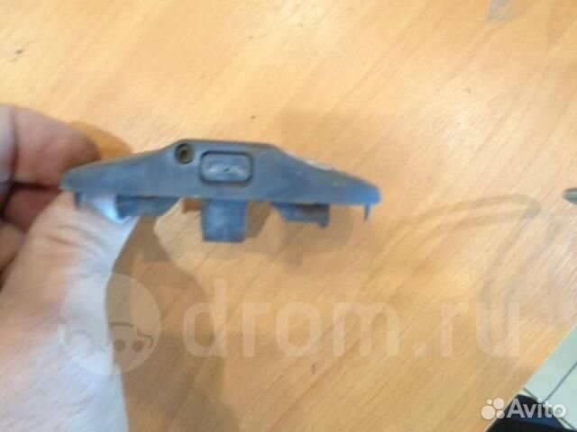 Форсунка омывателя лобового стекла VW Golf VI 200